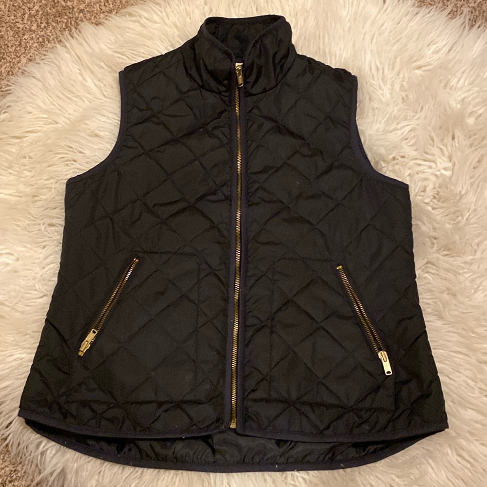 Old navy black puff vest